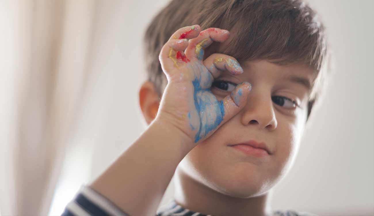 ردیابی چشمی در کودکان اوتیسم; چشم‌های کودک بازگو کننده ابتلا به ASD👀