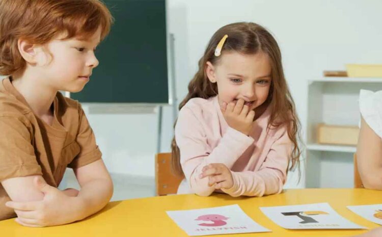نظریه یادگیری مشاهده‌ای بندورا و بررسی آن در کودکان اوتیسم