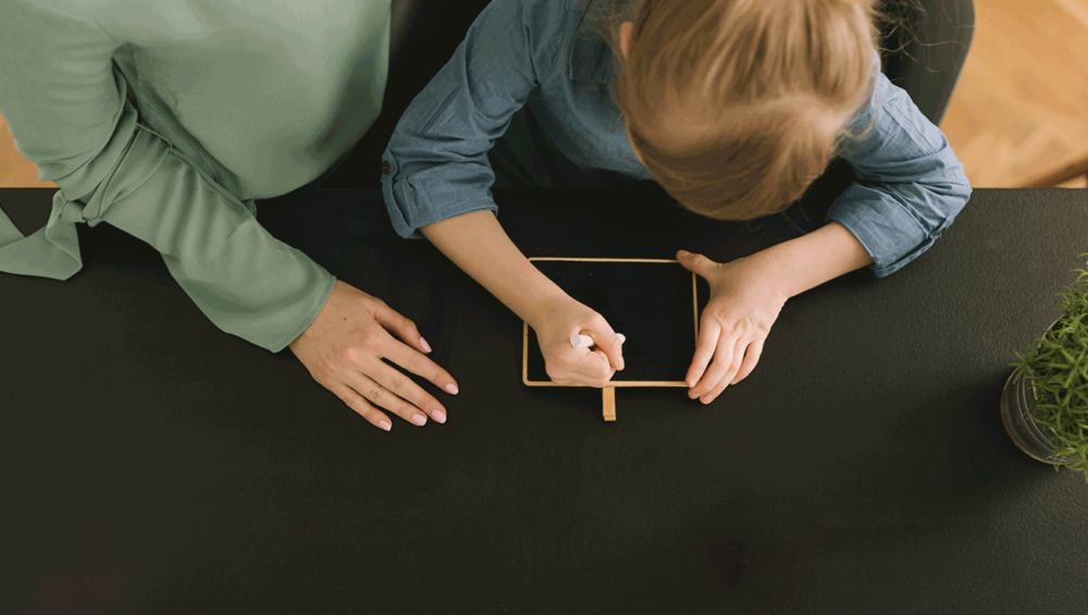 نقش رفتاردرمانی در توانمندسازی کودکان اوتیسم| دوست اتیسم